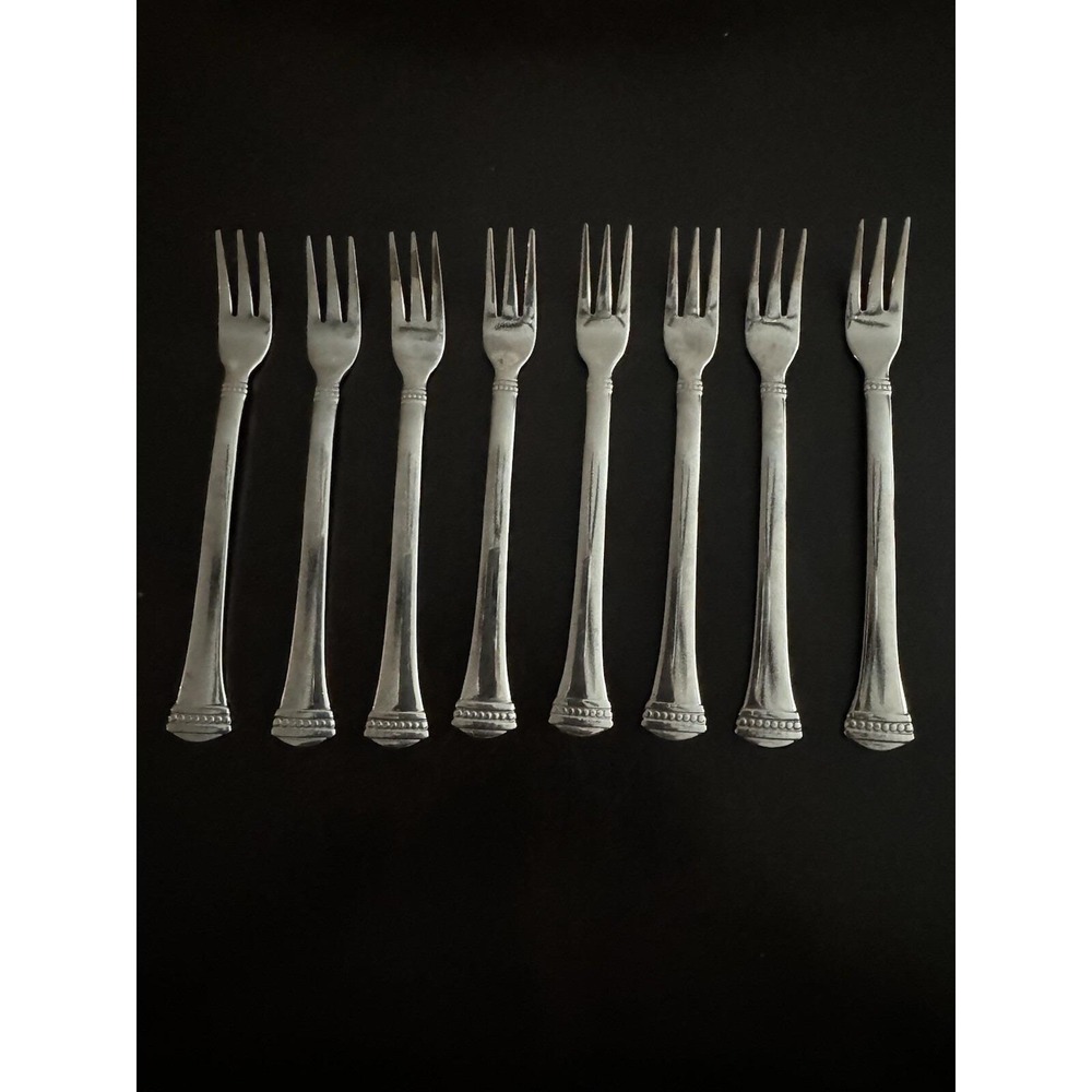 Towle Beaded Classique Flatware Cocktail Seafood Forks Set Of 8‎ (FW11)